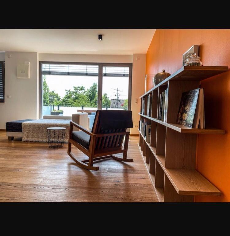 שטראובינג Zimmer - Modernes Apartment Mit 45 Qm. מראה חיצוני תמונה